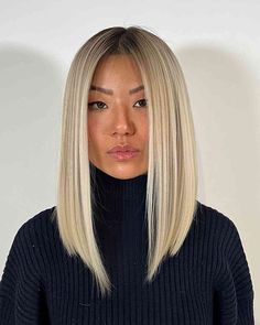 Hair For Older Women, Latest Hairstyles For Ladies, Straight Hair Highlights, Shoulder Length Straight Hair, Flattering Haircuts, Fine Straight Hair, Straight Blonde Hair, Flat Hair, Haircuts Straight Hair