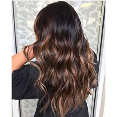 Rich Brunette with shiny sunkisses. Balayage Dark Brown Hair With Caramel Highlights, Dark Brunette Balayage Hair, Dark Brunette Balayage, Brown Hair With Caramel Highlights, Brunette Ombre, Brown Ombre Hair, Brunette Balayage