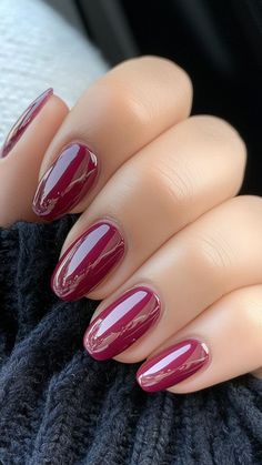 Refresh your fall look with Mulberry nails for a rich, sophisticated touch. This easy and durable design adds depth and elegance to your style. Click the pin to explore more and follow us for the latest nail inspirations! #FallNails #Mulberry #NailDesigns #ShortNails #NailTrends Short Cranberry Nails, Berry Colored Nails Fall, Short Oxblood Nails, Mulberry Nails Design, Berry Red Nails Art Designs, Mulberry Nails, Fall Nail Art Designs