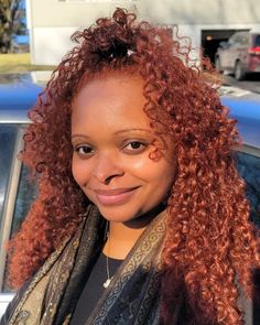 Black woman, natural curly hair, copper color Hicolor Copper, Brown Red Copper Hair Color Curly, Red Hair Loreal, Hicolor Highlights Copper, Copper Red Hair Curly, Copper Pintura Highlights Curly, Copper Red On Curly Hair, Loreal Hicolor Copper, Highlights Copper