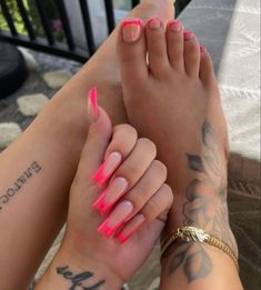 Summer Toes And Nails Matching, Matching Nail And Toe Sets Spring, Manicure And Pedicure Ideas Matching Acrylic, Feet And Nails Matching French Tip, Jayda Wayda Lip Combo, Acrylic Nail And Toe Set, Vacation Nail Set, Nails And Feet Set Ideas, Acrylic Nail And Toes Matching Ideas