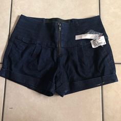 Never Used Shorts Very Cute And Stylish Dark Wash Shorts, Grunge High-waist Dark Wash Shorts, Grunge High Waist Jean Shorts With Built-in Shorts, Dark Wash Jean Shorts With Built-in Shorts, Grunge Jean Shorts With Built-in Shorts, Midi Jeans, Waxed Jeans, Levis Denim Shorts, Mom Denim