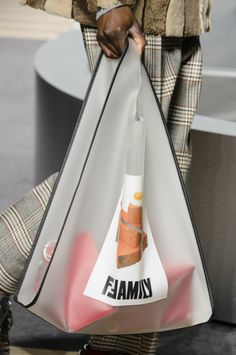 Fendi Fall 2018 Men’s Fashion Show Details - The Impression Shopping Bag Design, Menswear Accessories, Eco Bag, Creative Packaging, Pinterest Fashion, Bag Design, Fashion Fall, Packaging Box