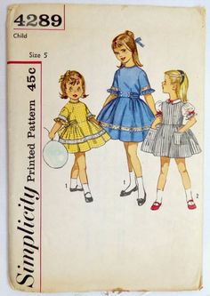 Offered is an adorable VINTAGE girls' dress, pattern #4289, made by Simplicity!  The dress is casual and could be worn to school (I'm from the era when all girls had to wear dresses to school!) and it features a full skirted dress, a form fitting bodice, puffy sleeves or elbow length sleeves with a ruffle, and a rounded neckline.  I couldn't find a date, but I place it in the 1950s.   Size 5:  FACTORY FOLDED.  All pattern pieces are usable; instruction sheet present.  The envelope is clean, albeit getting a yellowish from age (it's older than me and I'm pretty old!). 1950s School, Simplicity Patterns Dresses, Simplicity Patterns Vintage, Childrens Sewing Patterns, Simplicity Dress, Girl Dress Pattern, Vintage Girls Dresses, Girls Casual Dresses, Full Skirt Dress