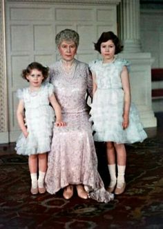 Rare colour (although a bit blurry) photo of the Dowager Queen Mary and her granddaughters Princess Margaret (left) and Princess Elizabeth (right). This picture was taken at Sandringham House in late January 1936 shortly after King George V died and the start of the brief reign of the girl's infamous uncle Edward VIII. The sad look on the future Queen's face is pretty understandable since she has recently lost her beloved "Grandpa England". Elizabeth Queen, Princesa Elizabeth, Margaret Elizabeth, Queen Elisabeth, Margaret Rose, English Royal Family, Royal Uk, Hm The Queen