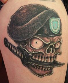 Army Green Berets Skull Special Forces Tattoo, Beret Tattoo, Army Green Beret, Skull Tattoo Designs, Mouth Tattoo