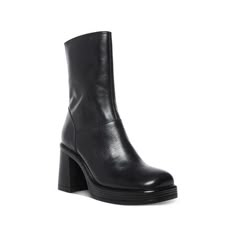 As one of the most iconic brands in the footwear industry, Steve Madden offers the trend you're looking for at an accessible price point. Manufacturer: Steve Madden Style Type: Mid-Calf Boots Collection: Steve Madden Sleeve Length: Material: Leather/Man Made Fabric Type: Leather Specialty: Zipper Sku: BH5437535 Size: 11 M.  Color: Black.  Gender: female.  Age Group: adult. Steve Madden Combat Boots, Leather Boots Heels, Steve Madden Boots, Leather Western Boots, Leather Man, Leather Boot Shoes, Cool Boots, Shoes Booties, Mid Calf Boots