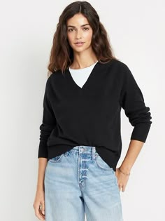 SoSoft Loose V-Neck Sweater | Old Navy Simple Style Women, Old Navy Style, Black V Neck Sweater Outfit, Vneck Sweater Outfit, V Neck Sweater Outfit, Black Sweater Outfit, Grey Sweater Outfit, Christmas Lists, Black V Neck Sweater