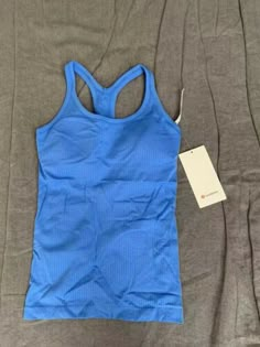 Lulu Tank Tops, Lululemon Size 2, Lululemon Workout Outfits, Lulu Shirts, Lululemon Wishlist, Lulu Tank Top, Lulu Tops, Lulu Shirt, Lulu Tank