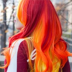 Orange And Yellow Hair, Red And Orange Hair, New Hair Color Trends, Cheveux Oranges, Hair Color Orange, Fire Hair, Women's Hairstyles, Bright Hair, Yellow Hair