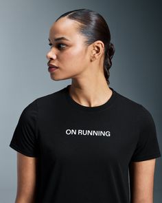 For running and rest. With a cotton-like feel but made with recycled polyester – for powerful performance and comfort | On Women's On Run-T Shirt in Black, Size: XL. Road running, versatile, all-day Road Running, Travel, Hiking, Running. Performance Outdoor Cold Weather Activities, Tennis Accessories, Running Accessories, Gym Accessories, Travel Hiking, Travel Shoes, Gym Shoes, Tennis Clothes, Lifestyle Clothing