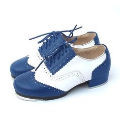 Product Code: 6660797104213Gender: UnisexCategory: TapShoes Style: FlatsActual Heel Height: 0.98 inch (2.5cm)Upper Materials: Microfiber LeatherLining Materials: Real LeatherOutsole Materials: RubberSize Guide: Dance Shoes Size Conversion Chart For your reference only Foot Length US UK EUR AU CN inch cm 4-4.5 2-2.5 34 Tap Dancing Shoes, Tap Dance Shoes, Dancing Animated, Dance Things, Dance Boots, Shoe Model, Style Flats, Heel Tap, Jazz Shoes