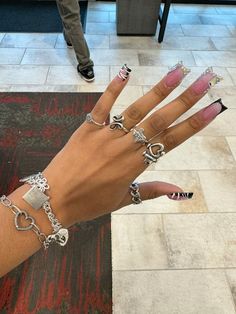 Nails With Piercing Jewelry, Silver Jewelry Outfit Ideas, Nails With Silver Rings, Nails And Rings Aesthetic, James Avery Rings On Hand, James Avery Rings Aesthetic, Silver Jewelry Black Women, Pandora Rings On Hand, Stacking Rings Ideas