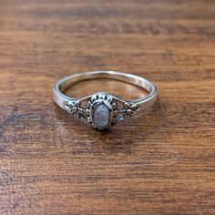 Dainty Silver Ring, Inexpensive Jewelry, Ring Gifts, Zierlicher Ring, Natural Gemstone Ring, Ring Birthstone, Dope Jewelry, Funky Jewelry, Ring Dainty