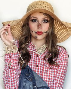 Easy Halloween Costumes For Senior Citizens, Halloween Costume Ideas Easy Last Minute, Easy Last Minute Halloween Costumes For Women, Creative College Halloween Costumes, Scarecrow Halloween Costume, Work Appropriate Halloween Costumes, Easy Last Minute Costumes, Scarecrow Halloween Makeup, Halloween Costumes Scarecrow