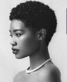 Short Afro Hairstyles, 얼굴 드로잉, Hair Portrait, Short Afro, 얼굴 그리기, Pelo Afro, Portrait Photos