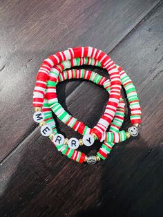 Preppy Christmas Bracelets, Polymer Clay Bead Bracelet, Beads Business, Christmas Preppy