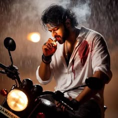 Salar Prabhas Photos, Prabhas Hd Wallpaper New Look, Prabhas New Look Photos, Prabhas Hd Wallpaper, Royal Enfield Meteor 350, Royal Enfield Meteor, Meteor 350, Darling Prabhas, Darling Movie