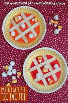 paper plate tic taco toe pies with marshmallows