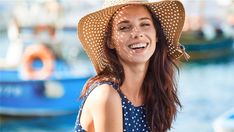 Easy skincare regimen for fabulous summer skin | plan.isagenix.com Easy Skincare, Female Hygiene, Beauty Products You Need, Sun Damaged Skin, Flawless Makeup Application, Skincare Regimen, Summer Skincare, Skin Prep, Summer Skin