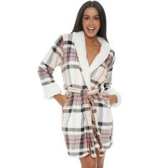 Unwind in this high pile fleece trim robe.  Super comfy, cozy and super soft.   This luxurious house robe features high pile fleece trim around the collar and sleeve cuffs.  Pockets big enough for a smart phone and an inner tie to ensure the robe stays closed while you're active. Plush Robe, Fleece Robe, Soft Robes, Lounge Robes, Cotton Nightgown, One Piece Clothing, Beige Plaid, Onesie Pajamas, Evening Routine