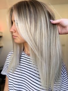 Platinový Blond, Straight Balayage, 20s Hair, Balayage Hairstyle, Balayage Straight Hair, Balayage Blond, Color Melt, Blond Balayage