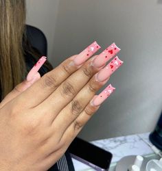 Gel Polish Heart Design, Valentine’s Day Short Acrylic Nails, Barbie Vibe Nails, Long Valentine’s Day Nails, Valentines Nails Designs Acrylic Long, Medium Length Acrylic Nails Valentines Day, Colorful Medium Acrylic Nails, Vday Set Nails, Valentines Day Long Nails