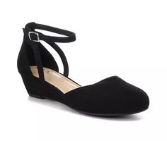 Women's Solanz Edan-S Flats | Shoe Carnival Bridesmaid Shoes Flat, Pinterest Clothes, Cutout Heels, Bridesmaid Shoes, Shoe Carnival, Bride Shoes, Heels & Wedges, Cute Outfit Ideas, Casual Flats