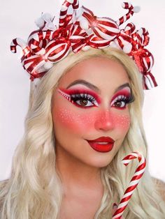 Candy Cane Makeup, Christmas Makeup Ideas, Makeup Themes, Candy Makeup, Christmas Makeup Look, Holiday Makeup Looks