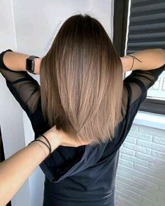 Bob Pendek, Brown Ombre Hair, Fall Hair Color For Brunettes, Ombre Hair Color, Hair Stylist Life, Hair Color For Black Hair, Hair Color Trends, Ombre Hair