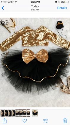 beautiful girls gold sequin crop top! Tutu is sold separately! This crop top can be made in other colors! Leave a note if you would like it in, white, red, gold, green, Royal blue, pink or black. Adorable top hat is from @kutiebowtuties Crop Top Baby Girl, Gold Sequin Crop Top, Diy Tutu Skirt, Diy Tutus, Sewing Baby Clothes, Baby Crop Top, Sequin Crop Top, Kids Designer Dresses, Christmas Tops