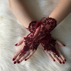 Wedding Red Gloves, Red Lace Bridal Glove, Sexy Red Glove, Evening Hand Accessories, Beach Wedding Fingerless Gloves, Wedding Photo Props, - Etsy Peru Red Fantasy Accessories, Queen Of Hearts Gloves, Red Lace Gloves, Burgundy Gloves, Fingerless Gloves Wedding, Aesthetic Gloves, Wine Aunt, Prom Gloves, Fancy Gloves