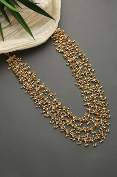 Pearl Necklace Gold, Antique Jewellery Designs, Gold Necklace Indian Bridal Jewelry, Jewelry Set Design, Indian Jewellery Design Earrings, Indian Jewelry Sets