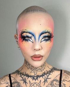 Creative Drag Makeup, Futuristic Makeup, Extreme Makeup, Drag Make-up, Pride Makeup, Graphic Makeup, Drag Makeup, Queen Makeup