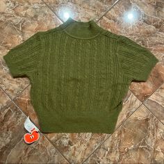 Size: 1xl Never Worn, Tags Attached Green Short Sleeve Sweater For Fall, Fall Cable Knit Short Sleeve Tops, Trendy Green Cable Knit Tops, Cider Sweater, Green Crew Neck Sweater With Ribbed Collar, Green Waffle Knit Crew Neck Top, Green Soft Knit Crew Neck Cropped Sweater, Green Long Sleeve Textured Cropped Sweater, Sparkle Shorts