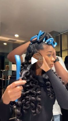 Curly Flexi Rods Natural Hairstyles, Flip Over Quickweave Wand Curls, Natural Wand Curls Black Women, Curls Weave Hairstyles, Half Up Half Down Hair Braided Curls, Volume Curls Black Women, Flexi Rod Set On Wig, Half Up Half Down Wand Curls Natural Hair, Flexi Rod Half Up Half Down