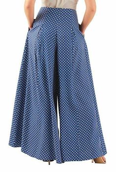 Mode Edgy, Pleated Palazzo Pants, Beach Pajamas, Pola Rok, Salwar Kamiz, Sailor Fashion, Outfit Trends, Pants Design, Pants Pattern