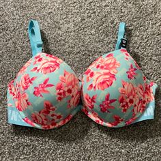 Never Been Worn, No Longer Fits. Super Push. Spring Floral Print Multicolor Bra, Colorful Bra, Purple Bralette, Multiway Bra, Victoria Secret Pink Bras, Floral Bra, Comfortable Bras, Perfect Bra, Hot Lingerie