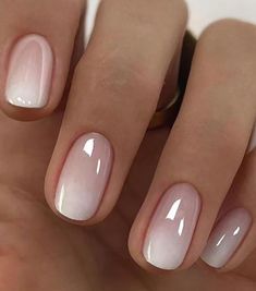 Fingernails For Wedding, Best Bridal Nails, Nail French Tip Designs Short, French Manicure Designs Chrome, Squarvole Nails, Casual Wedding Nails, Mom Of The Bride Nails, Short Classy Nails Natural, French Tip With Glitter Base