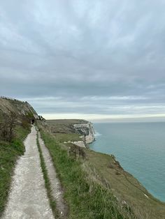 Dover England europe euro summer english summer beach dorset cliffs hiking Dover Cliffs, Dover England, English Summer, Euro Summer, Summer Beach, Hiking, England, Pins