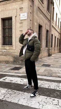 Outfits Quotes, Outfits Men Streetwear, Street Style Outfits Men, Street Fashion Men Streetwear, Men Stylish Dress, Guys Clothing Styles, Mens Outfit Inspiration, Winter Outfits Men