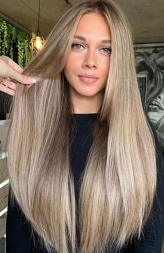 Dirty blonde hair color is trending everywhere because it is versatile, effortlessly cool, and easily adapted to suit your preference. Dark Blonde Hair Color, Hairstyles Braided, Hairstyles Wedding