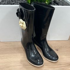 Chanel High Rain Camelia Boots 38 In Great Condition Black Ankle Rain Boots With Rubber Sole, Shoes Chanel, Chanel Black, Chanel Shoes, Boots Black, High Boots, Black Boots, Bootie Boots, Ankle Boots