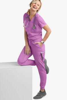 Our Women’s Scrub Top Is A V-neck Shape, With A Twist—the Neckline Has A Slight Curve And Stitching That Is Both Feminine And Flattering. Simple, Modern Styling Features A Single Front Pocket. Each Piece In Our Butter-soft Stretch Scrub Collection Was Designed For 12+ Hour Shifts, And Made From Easy-care, 2-way Stretch Comfort Fabric.. UA Butter-Soft STRETCH Women's 1-Pocket V-Neck Tuck-In Scrub Top - Size 3X Orchid Cotton/ Polyester/ Spandex Medical Student Outfit, Cute Nursing Scrubs, Scrub Collection, Yoga Scrub Pants, 12 Hour Shifts, Nursing Scrubs, Cute Scrubs, Scrubs Outfit, Scrubs Uniform