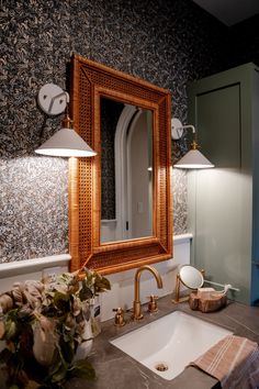 Powder Bath - Playful Wallpaper - White Oak Bathroom - Rattan Mirror - Gold Faucet - FHL Design Studios - Bold Bathroom - Organic Design - Warm Bathroom Design - Colorful Powder Bath Bathroom Rattan, White Oak Wall, White Oak Bathroom, Playful Wallpaper, Italy Shopping, Bold Bathroom