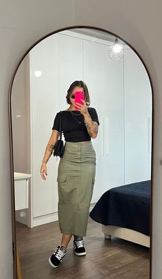 Modest Casual Outfits, Cute Modest Outfits, Effortlessly Chic Outfits, Quick Outfits, Casual Chic Outfit, Modest Fashion Outfits, Fashion Mistakes, Midi Skirts