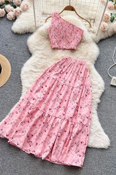 Long Skirts With Crop Top, Simple Top And Skirt, Two-piece Set With Flowy Skirt For Summer, Spring Two-piece Pink Skirt, Fitted Skirt Sets For Summer, 2 Piece Outfit Set Skirts, Set Clothes Women, Skirt And Top Outfits, Chic Feminine Style