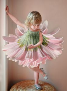 Costume Fleur, Fairy Costume For Girl, Halloween Costumes You Can Make, Fairy Costumes, Flower Costume, Trendy Sewing, Trendy Flowers, Dress Up Costumes