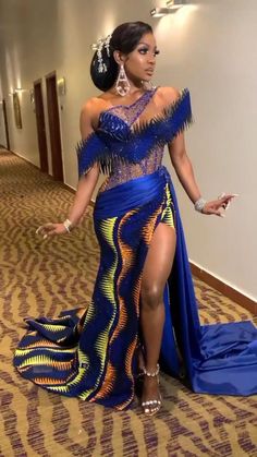 Robe Dote, Bridal Mermaid Dress, Afro Outfits, Blue Velvet Prom Dress, Native Dresses, Prom Dress Royal Blue, Nigerian Dress, Dress Engagement