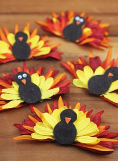 paper mache turkeys made to look like sunflowers